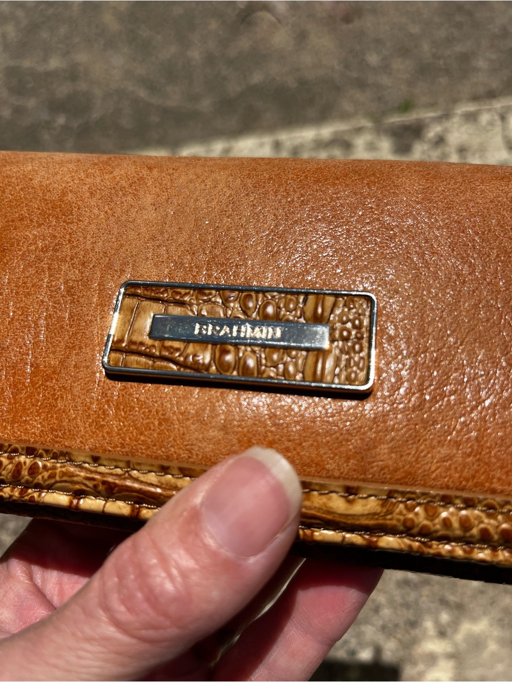 New Brahmin Tan Croc-Trim Leather Wallet - Picture 2 of 16